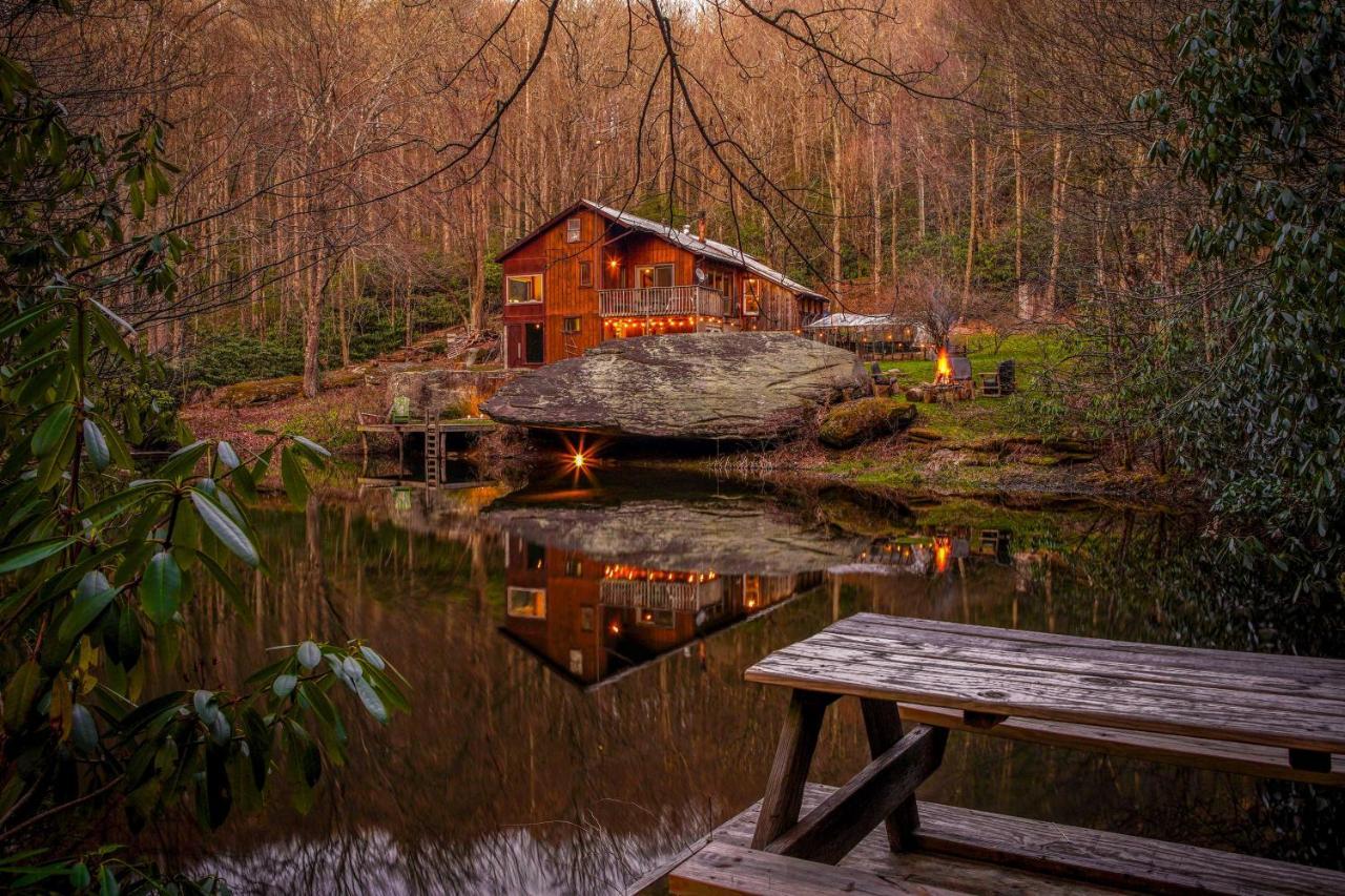 Serene Mountain Getaway, Hot Tub, Sauna, Lake View, Swim, Fish, Hiking, Ev Plugin Villa บูน ภายนอก รูปภาพ