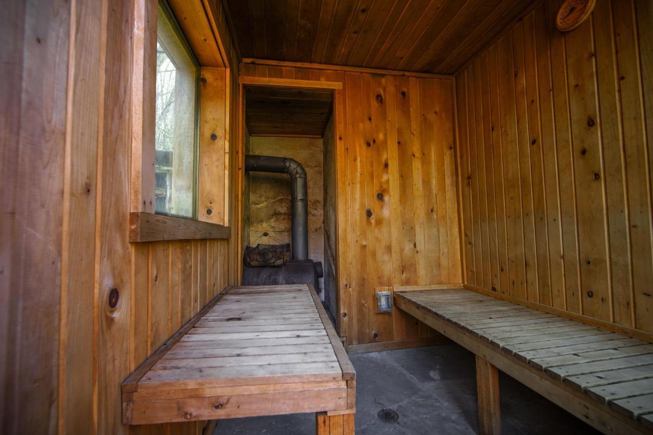 Serene Mountain Getaway, Hot Tub, Sauna, Lake View, Swim, Fish, Hiking, Ev Plugin Villa บูน ภายนอก รูปภาพ
